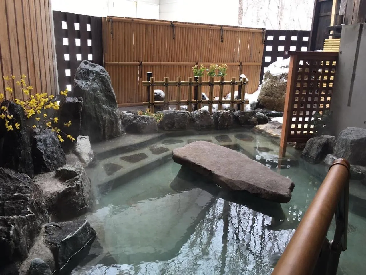 Yi Feng Xiao Zhu Hot Spring Inn Sapporo Ryokan