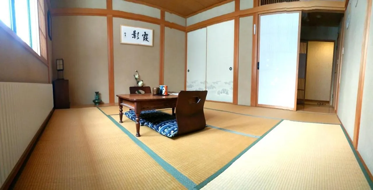 Yi Feng Xiao Zhu Hot Spring Inn Sapporo 2*,