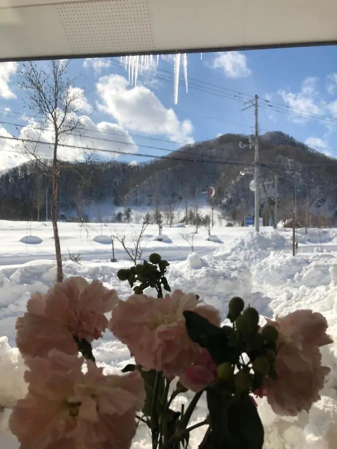 Yi Feng Xiao Zhu Hot Spring Inn Sapporo 2*,